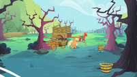 Applejack and Big Mac ready for zap apple harvest.