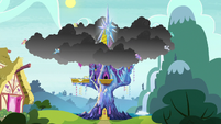 Pegasi move storm clouds to the Castle of Friendship S6E21