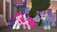 Pinkie Pie and Rarity hugging S6E3