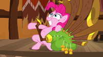 Pinkie Pie finishes performing for yaks S8E18