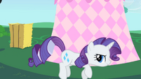 Rarity tiptoeing past hay bale S1E25