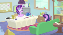 Starlight and Twilight sit across from each other MLPS4