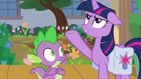 Twilight "this place isn't that big" S9E5.png (1.06 MB)