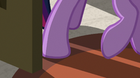 Twilight entering Flim and Flam's office S8E16