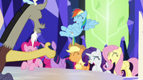 Discord trying to get the ponies' attention S5E22