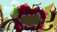 Giant apple "grow like an apple tree!" S9E23.png (1,015 KB) Giant apple "grow like an apple tree!" S9E23