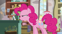 Pinkie Pie reading the 'Out to Lunch' sign S8E3