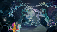 Smolder and Ocellus find Gallus and Silverstream S8E22