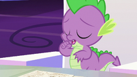 Spike clearing his throat S6E17