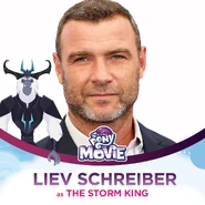 Liev Schreiber jako Król Burzy