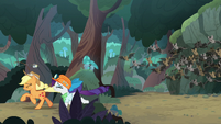 Bats chase AJ and Rarity out of cave S9E19