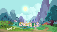 Ponyville at day S4E14