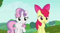 Apple Bloom impressed by Rarity's cart S6E14