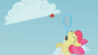 Apple Bloom jumping for the apple S1E12