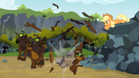 Applejack destroys Timberwolves S3E09