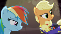 Applejack takes hat off S4E21