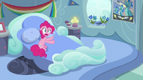 Pinkie Pie completely bewildered S7E23