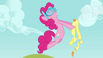 Pinkie Pie gets out duck floater S3E3