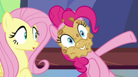 Pinkie Pie with pie on her face S7E14