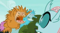 Puckwudgies attacking Ocellus S8E2.png (856 KB) Puckwudgies attacking Ocellus S8E2