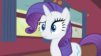 Rarity watching Applejack reassure Bloomberg S1E21