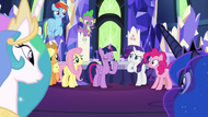 Twilight's friends look surprised at her S9E13