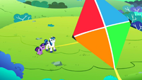 Twilight and Shining Armor flying a kite S02E25