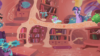 Twilight in the sparkling library S1E10