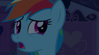 Rainbow creeped out by Mrs. Cake S6E15