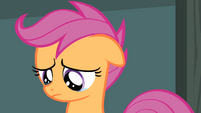 Scootaloo with tears in her eyes S4E05