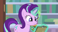 Starlight approves of Dr. Hooves' conference S9E20