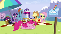 Twilight 'Pinkie Pie' S3E7