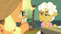 Applejack "ready to cheer Apple Bloom up" S9E10