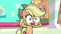 Applejack "there aren't enough butterflies!" PLS1E8b