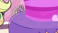 Mane Six's cake gets covered in icing PLS1E11b.png (514 KB)