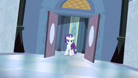 Rarity standing down the hall S4E19