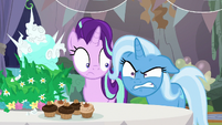 Trixie angrily glaring at Mudbriar S9E11