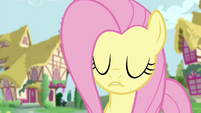 Fluttershy trying to get the attention of Twilight and RD S4E21