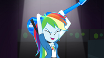 Rainbow Dash with guitar behind her head EG2