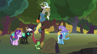 Trixie pointing toward the changeling hive S6E25