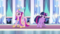 Twilight and Cadance 'do a little shake' S3E01