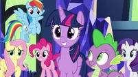Twilight and her friends offer to help S8E24