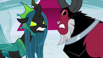 Chrysalis and Tirek snarl at each other S9E25