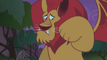 Manticore looking at its paw S1E02