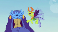 Thorax -why are you hitting yourself-- S7E17