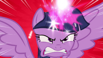 Twilight angry while using her magic S4E26