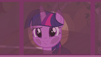 Twilight presses her face against the window S5E25