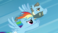 Wind Rider keeps up with Rainbow S5E15