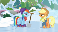 Applejack gives Dash another challenge BGES1