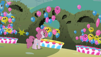 Balloons popping S2E01